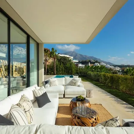 Anamaya - Brand New In Nueva Andalucia Vakantiehuis
